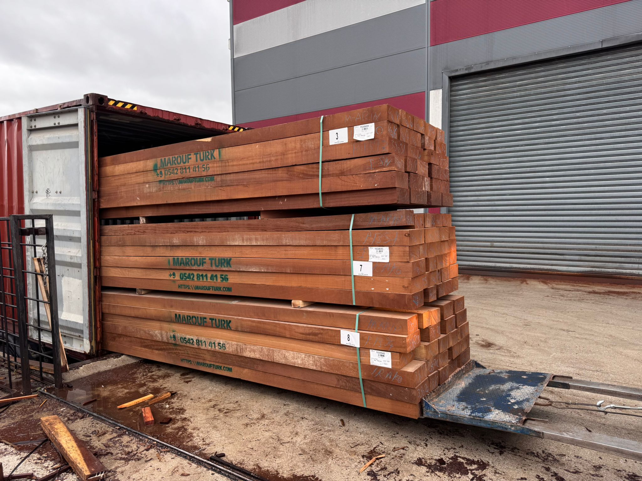 Wood lumbers