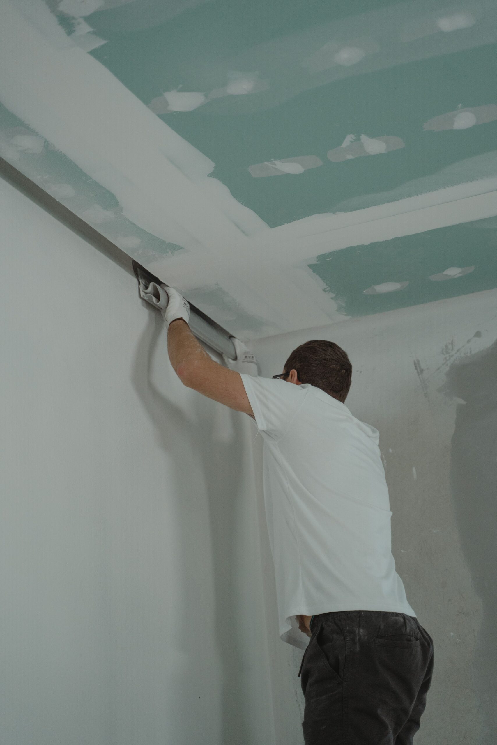 Dry Wall Plaster