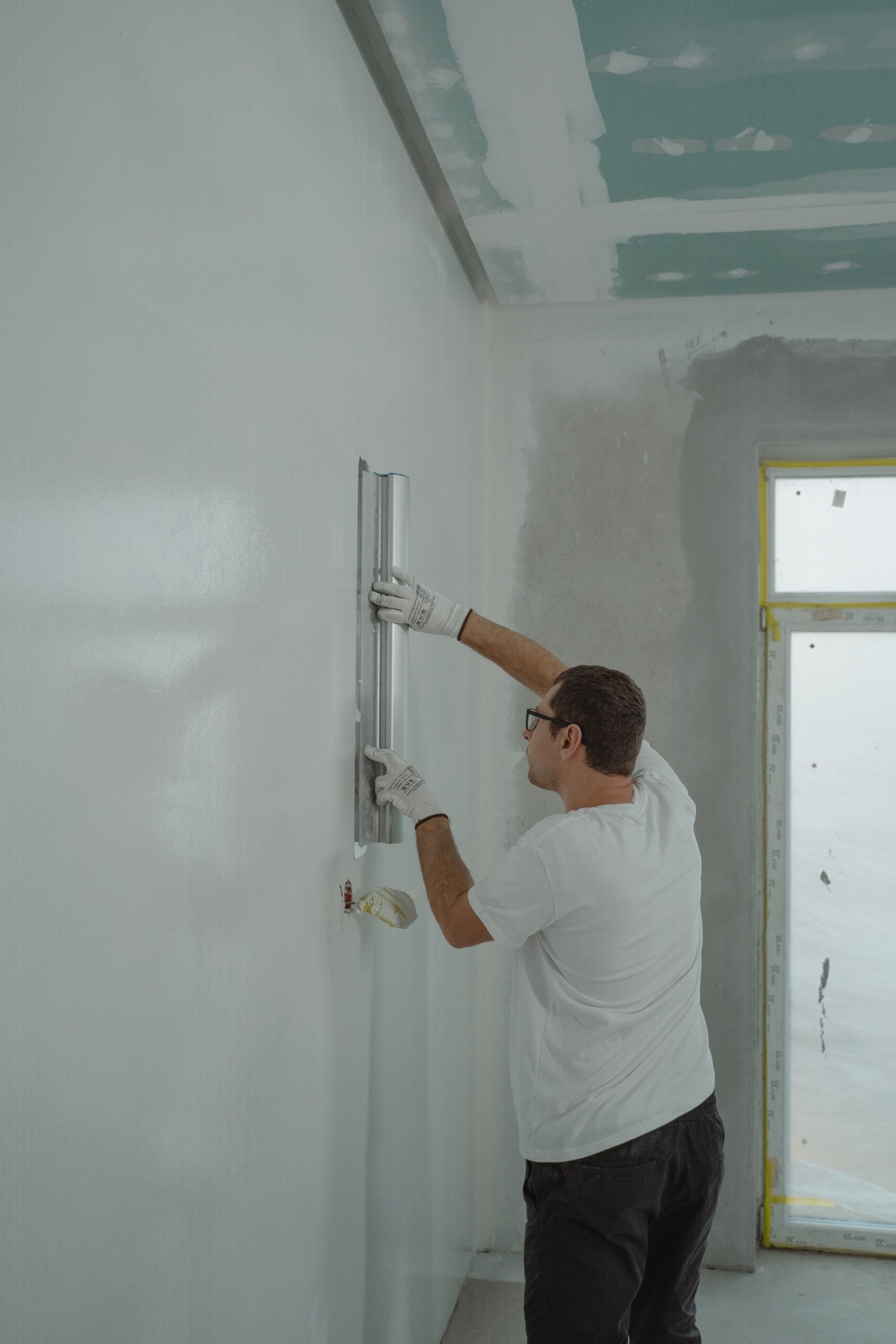 Dry Wall Plaster